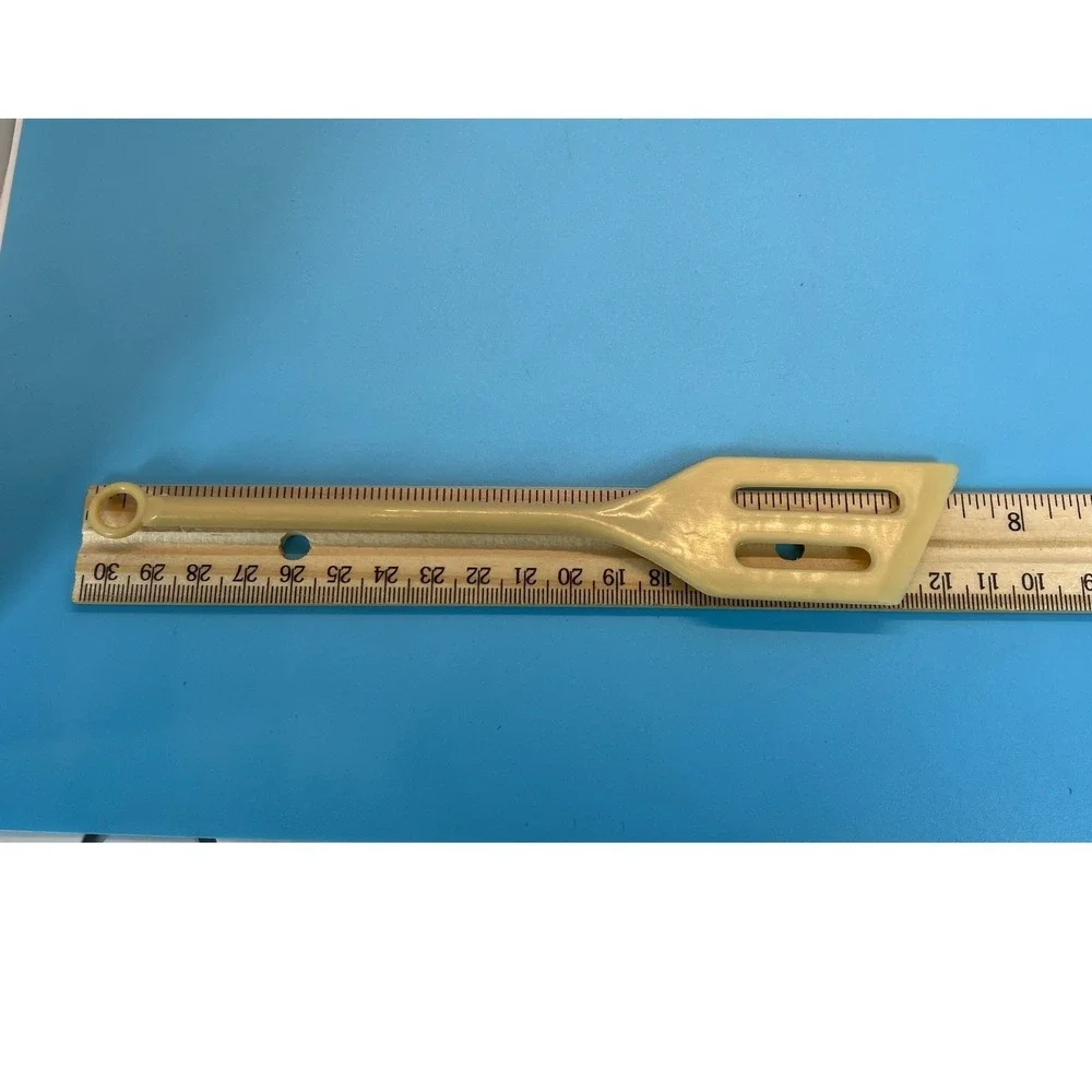 VTG Slotted Angled Slim‎ Spatula Turner Cream Plastic Kitchen Utensil MCM Retro